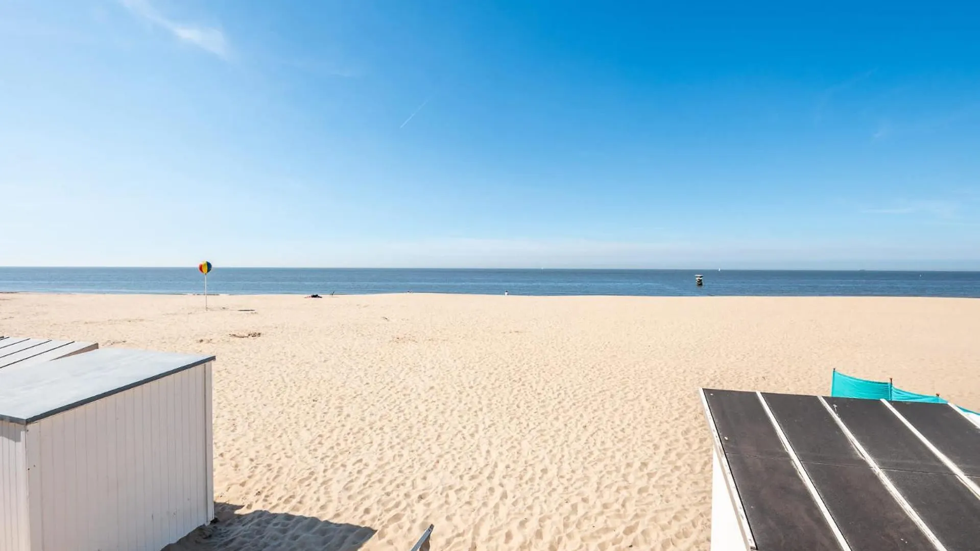 Beautiful 2Br Apartment With Wonderful Garden Ostend Bélgica