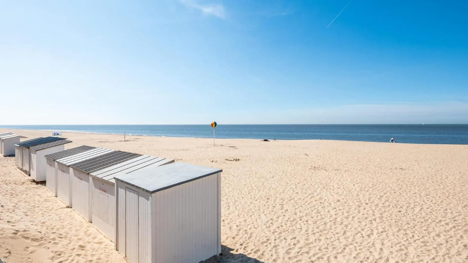 Beautiful 2Br Apartment With Wonderful Garden Ostend Bélgica